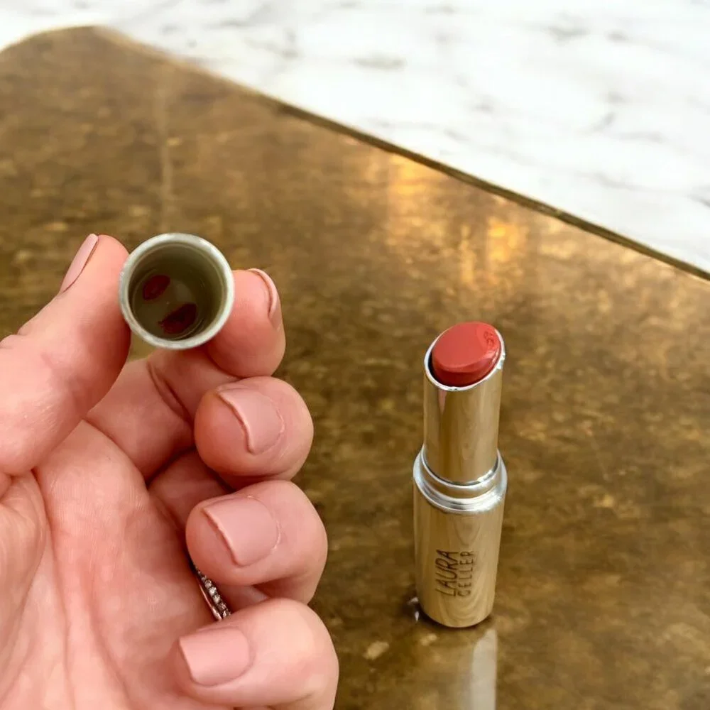 Laura Geller Lipstick in Just Peachy Shade